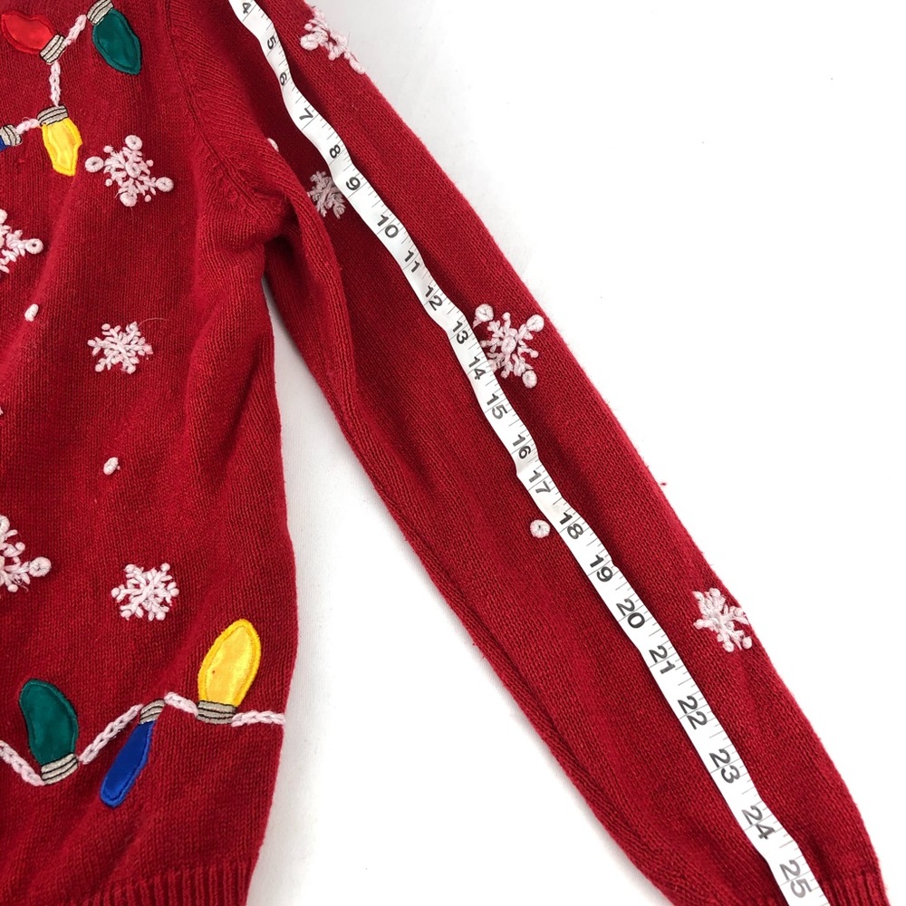 🎄Vibrant Christmas sweater by Avon beautiful - Picture 6 of 6